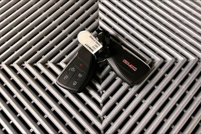 2024 GMC Sierra 3500HD SLE 4x4 - X31 Off-Road Package - Remote Start