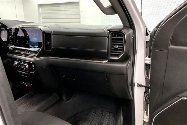 2024 GMC Sierra 3500HD SLE 4x4 - X31 Off-Road Package - Remote Start