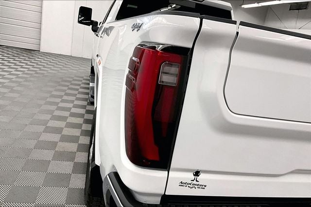 2024 GMC Sierra 3500HD SLT Long Bed - 4x4 - Premium Pkg - Htd/Cooled Leather