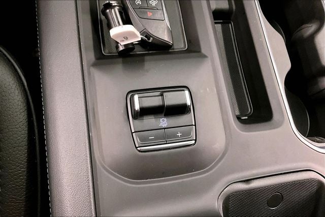 2024 GMC Sierra 3500HD Denali 4x4-Diesel-Sunroof-Htd/Cooled Leather