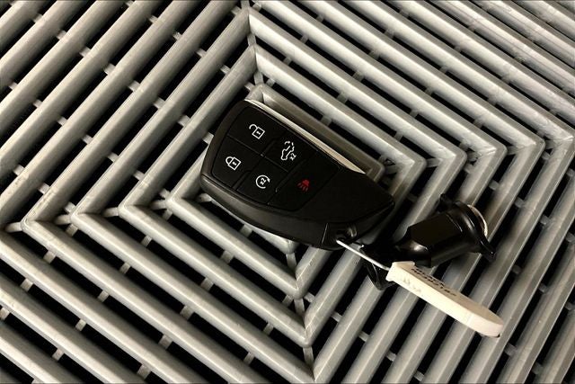 2024 GMC Sierra 2500HD Denali Ultimate 4x4 - Diesel - Sunroof - Htd/Cooled Massaging Seat