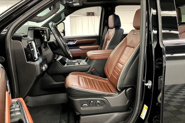 2024 GMC Sierra 2500HD Denali Ultimate 4x4 - Diesel - Sunroof - Htd/Cooled Massaging Seat
