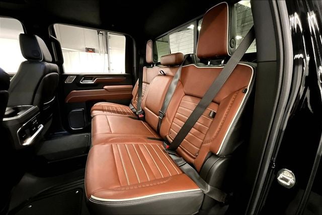 2024 GMC Sierra 2500HD Denali Ultimate 4x4 - Diesel - Sunroof - Htd/Cooled Massaging Seat