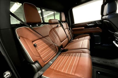 2024 GMC Sierra 2500HD Denali Ultimate 4x4 - Diesel - Sunroof - Htd/Cooled Massaging Seat