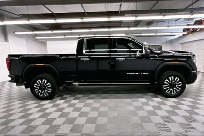 2024 GMC Sierra 3500HD Denali Ultimate 4x4-Diesel-Sunroof-Htd/Cooled Massaging Leather