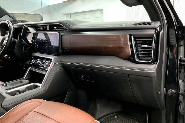 2024 GMC Sierra 3500HD Denali Ultimate 4x4-Diesel-Sunroof-Htd/Cooled Massaging Leather