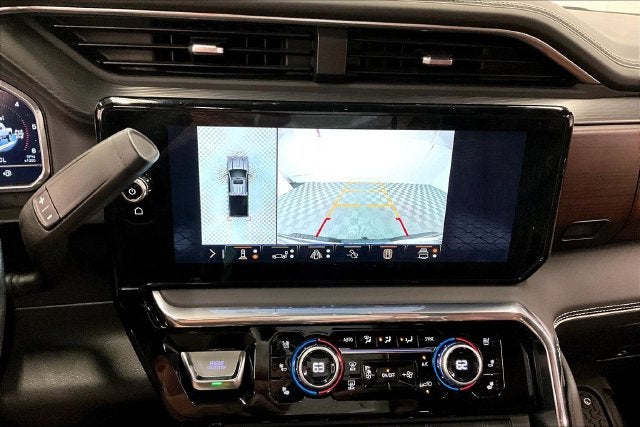 2024 GMC Sierra 3500HD Denali Ultimate 4x4-Diesel-Sunroof-Htd/Cooled Massaging Leather