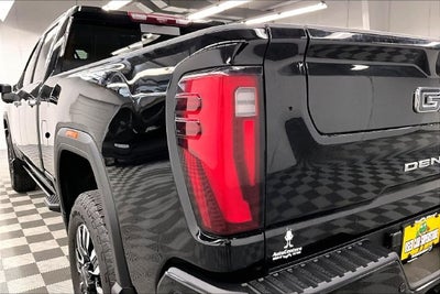 2024 GMC Sierra 3500HD Denali Ultimate 4x4-Diesel-Sunroof-Htd/Cooled Massaging Leather