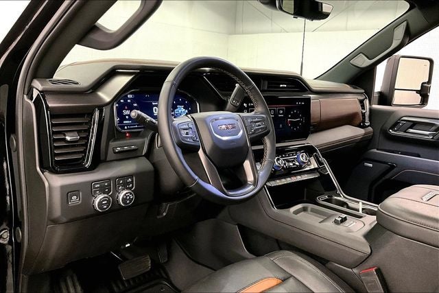 2025 GMC Sierra 2500HD AT4