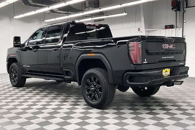 2025 GMC Sierra 2500HD AT4