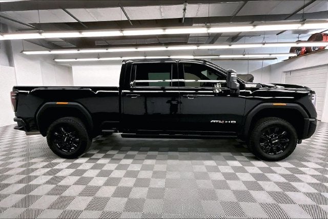 2025 GMC Sierra 2500HD AT4