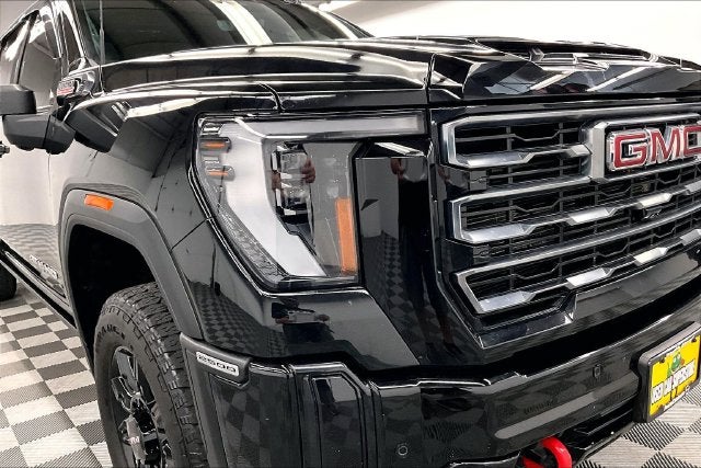 2025 GMC Sierra 2500HD AT4