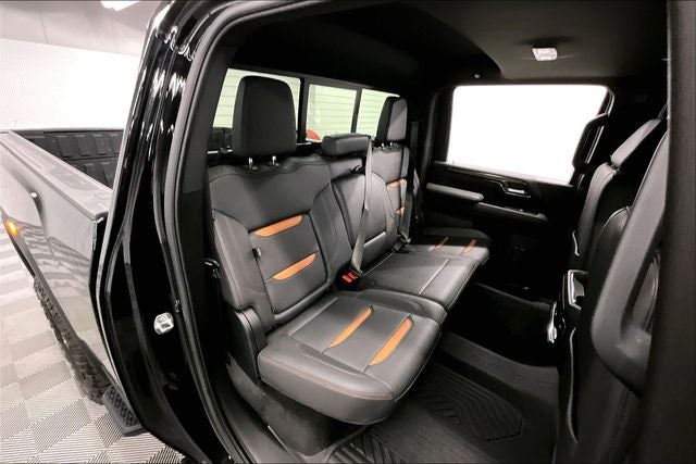 2025 GMC Sierra 2500HD AT4 4x4-Diesel-Sunroof-Adaptive Cruise-20'' Wheels
