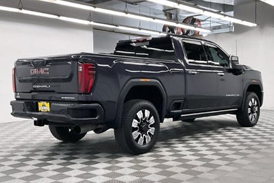 2025 GMC Sierra 2500HD Denali