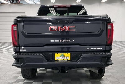 2025 GMC Sierra 2500HD Denali
