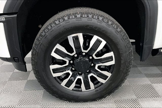 2025 GMC Sierra 2500HD Denali Ultimate 4X4-Diesel-5th Wheel
