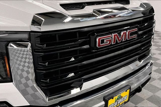 2024 GMC Sierra 2500HD Pro