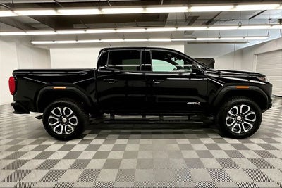 2023 GMC Canyon AT4 4x4 - Premium Pkg - Sunroof - Htd/Cooled Leather