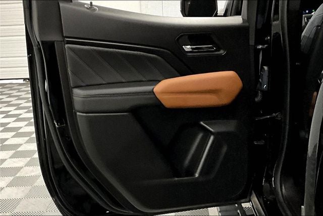 2023 GMC Canyon AT4 4x4 - Premium Pkg - Sunroof - Htd/Cooled Leather