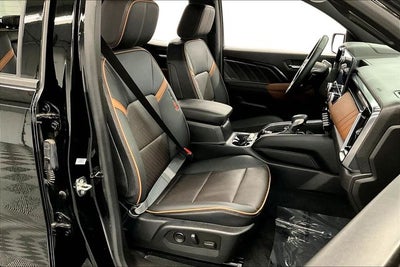 2023 GMC Canyon AT4 4x4 - Premium Pkg - Sunroof - Htd/Cooled Leather