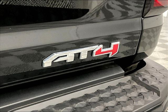 2023 GMC Canyon AT4 4x4 - Premium Pkg - Sunroof - Htd/Cooled Leather