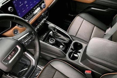 2024 GMC Canyon AT4 4x4 - Premium Pkg - Htd/Cooled Leather