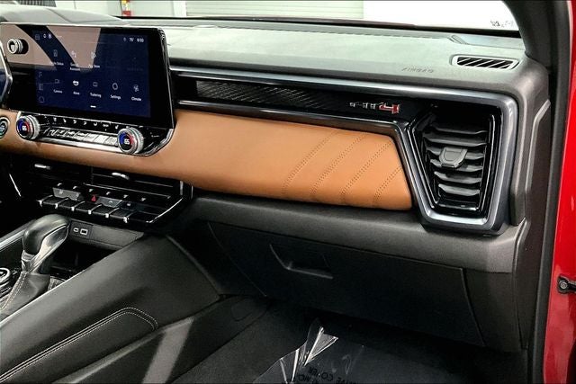 2024 GMC Canyon AT4 4x4 - Premium Pkg - Htd/Cooled Leather