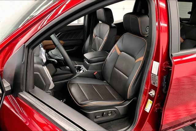 2024 GMC Canyon AT4 4x4 - Premium Pkg - Htd/Cooled Leather
