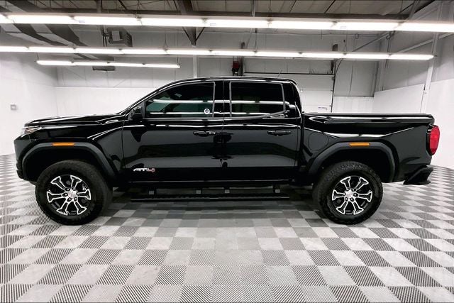 2024 GMC Canyon AT4 4X4 - Sunroof - Htd Seats - Remote Start