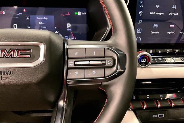 2024 GMC Canyon AT4X 4x4 - Sunroof - Htd/Cooled Leather