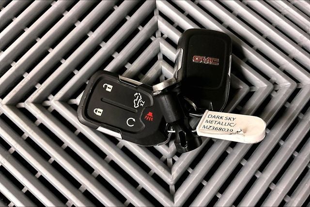 2021 GMC Sierra 1500 AT4 4x4-Htd/Cooled Leather-Remote Start-20'' Wheels