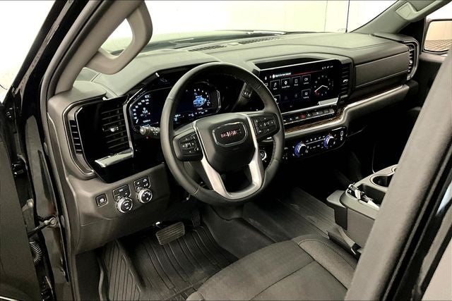 2025 GMC Sierra 1500 SLE 4x4 - Adaptive Cruise - Blind Spot Detection