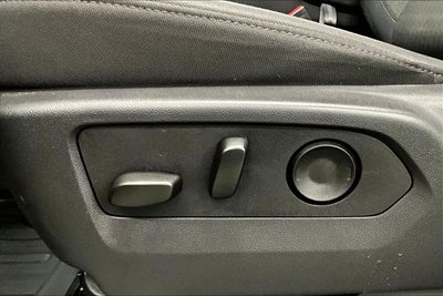 2025 GMC Sierra 1500 SLE 4x4 - Adaptive Cruise - Blind Spot Detection