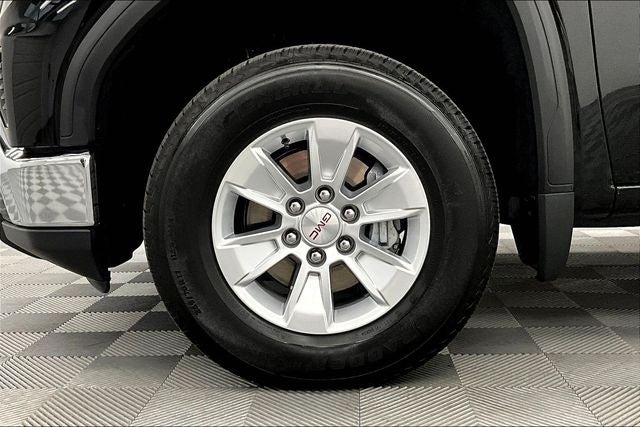 2025 GMC Sierra 1500 SLE