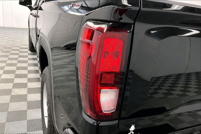 2023 GMC Sierra 1500 Pro 4x4 - X31 Off-Road Pkg - Trailering Pkg