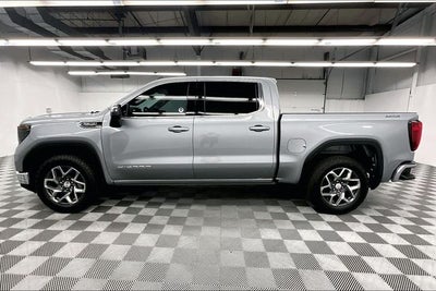 2025 GMC Sierra 1500 SLE