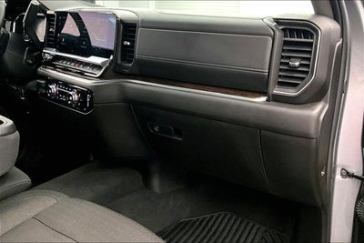 2025 GMC Sierra 1500 SLE