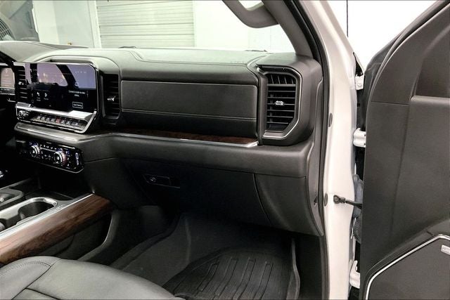 2024 GMC Sierra 1500 SLT 4x4-Sunroof-Adaptive Cruise-Htd/Cooled Leather