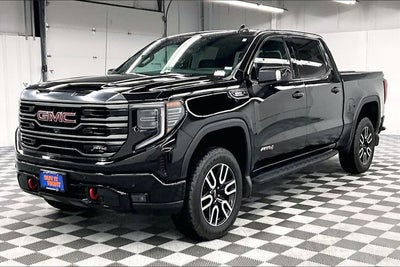 2023 GMC Sierra 1500 AT4 4x4 - Turbodiesel - Sunroof - Htd/Cooled Leather