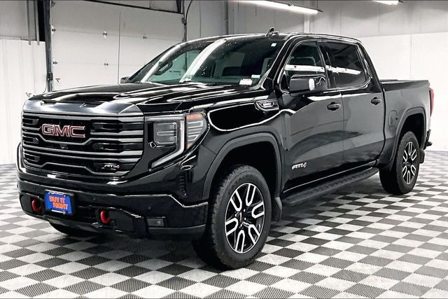 2023 GMC Sierra 1500 AT4 4x4 - Turbodiesel - Sunroof - Htd/Cooled Leather