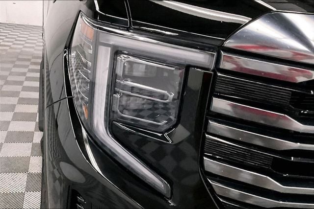 2023 GMC Sierra 1500 AT4 4x4 - Turbodiesel - Sunroof - Htd/Cooled Leather