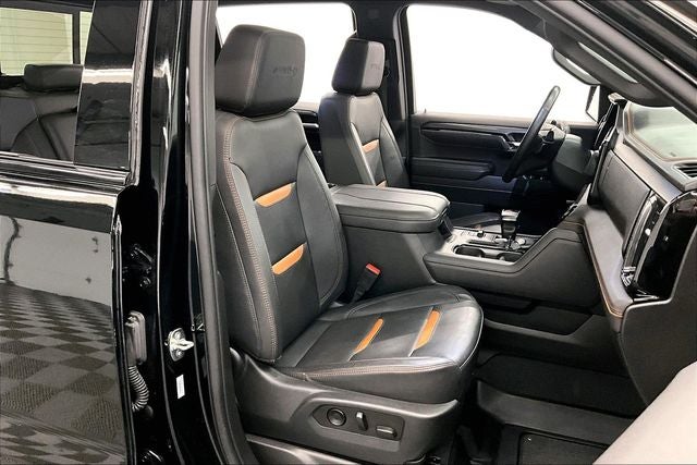 2023 GMC Sierra 1500 AT4 4x4 - Turbodiesel - Sunroof - Htd/Cooled Leather