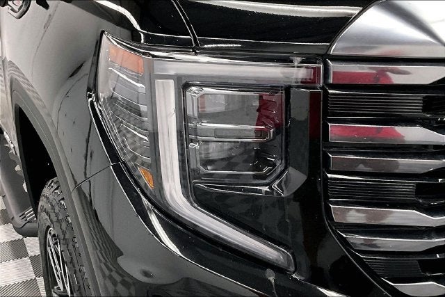 2024 GMC Sierra 1500 AT4 4x4-Diesel-Sunroof-Adaptive Cruise-Htd/Cooled Leat