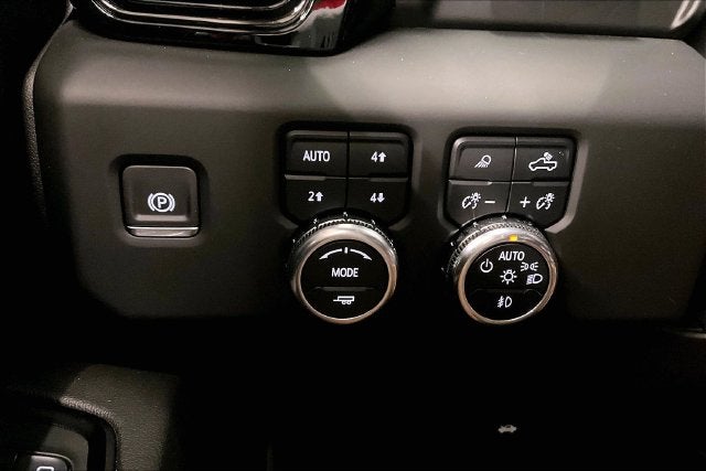 2024 GMC Sierra 1500 AT4 4x4-Diesel-Sunroof-Adaptive Cruise-Htd/Cooled Leat
