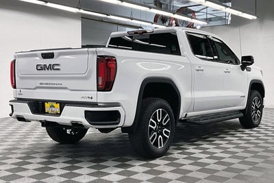2025 GMC Sierra 1500 AT4