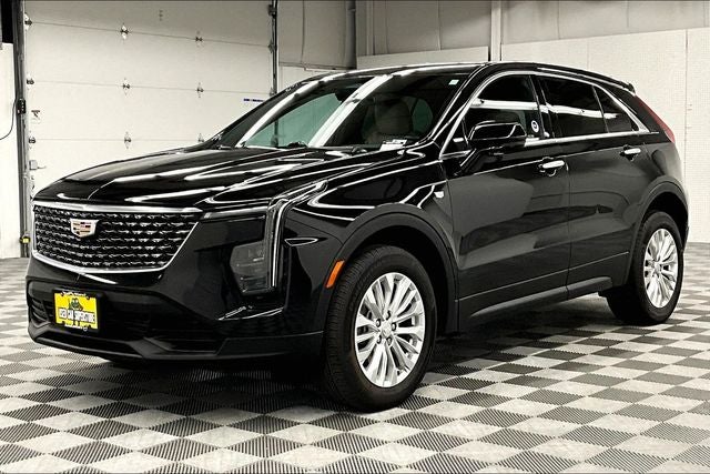 2024 Cadillac XT4 Luxury AWD - Htd Seats - Blind Spot Detection