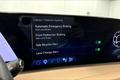 2024 Cadillac XT4 Luxury AWD - Htd Seats - Blind Spot Detection