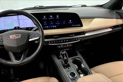 2024 Cadillac XT4 Luxury