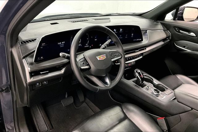2024 Cadillac XT4 Premium Luxury