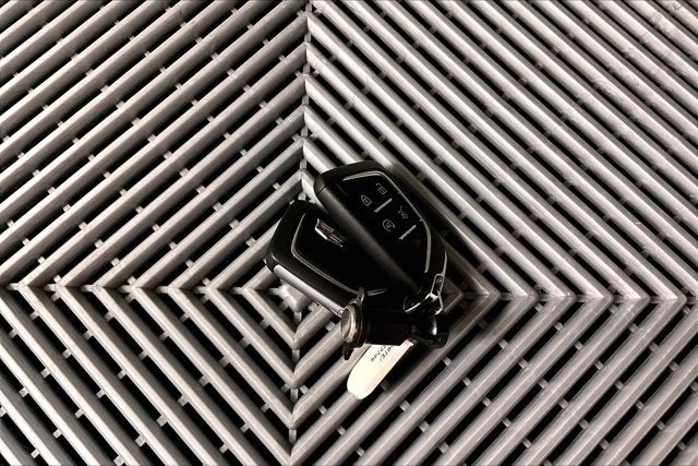2025 Cadillac XT4 Premium Luxury AWD-Sunroof-Adaptive Cruise